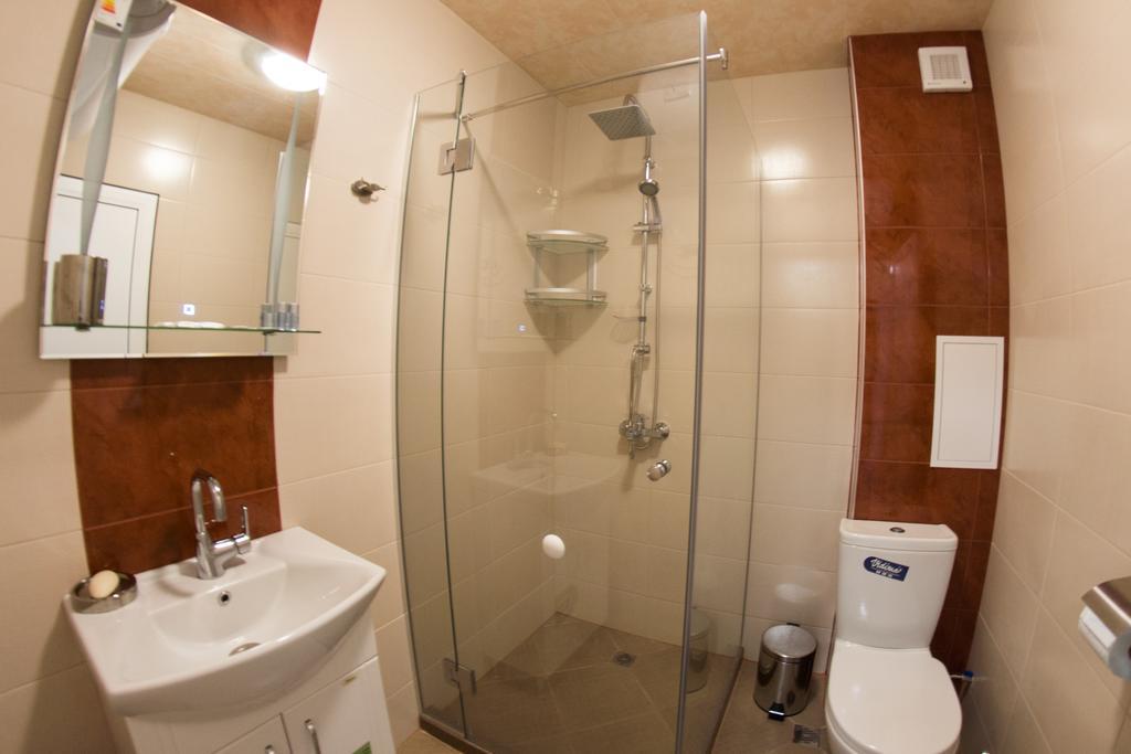 Nasred Grada Apartment Hisarya Room photo